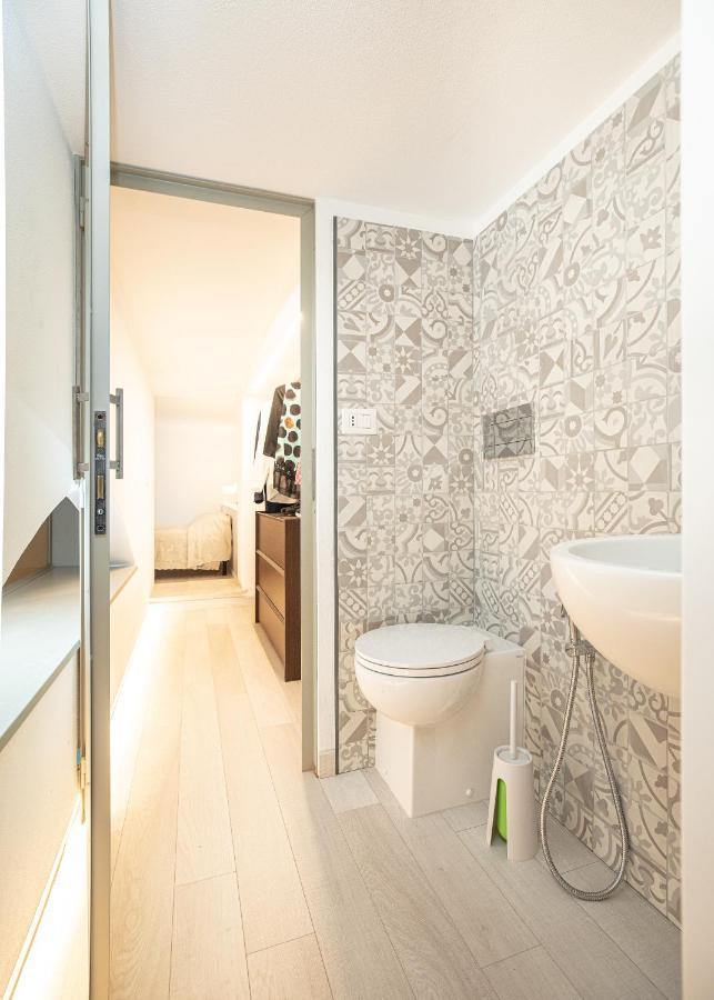 Roma 93 Apartman Cagliari Kültér fotó